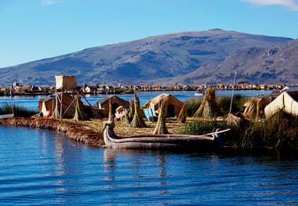 islas de los uros en puno